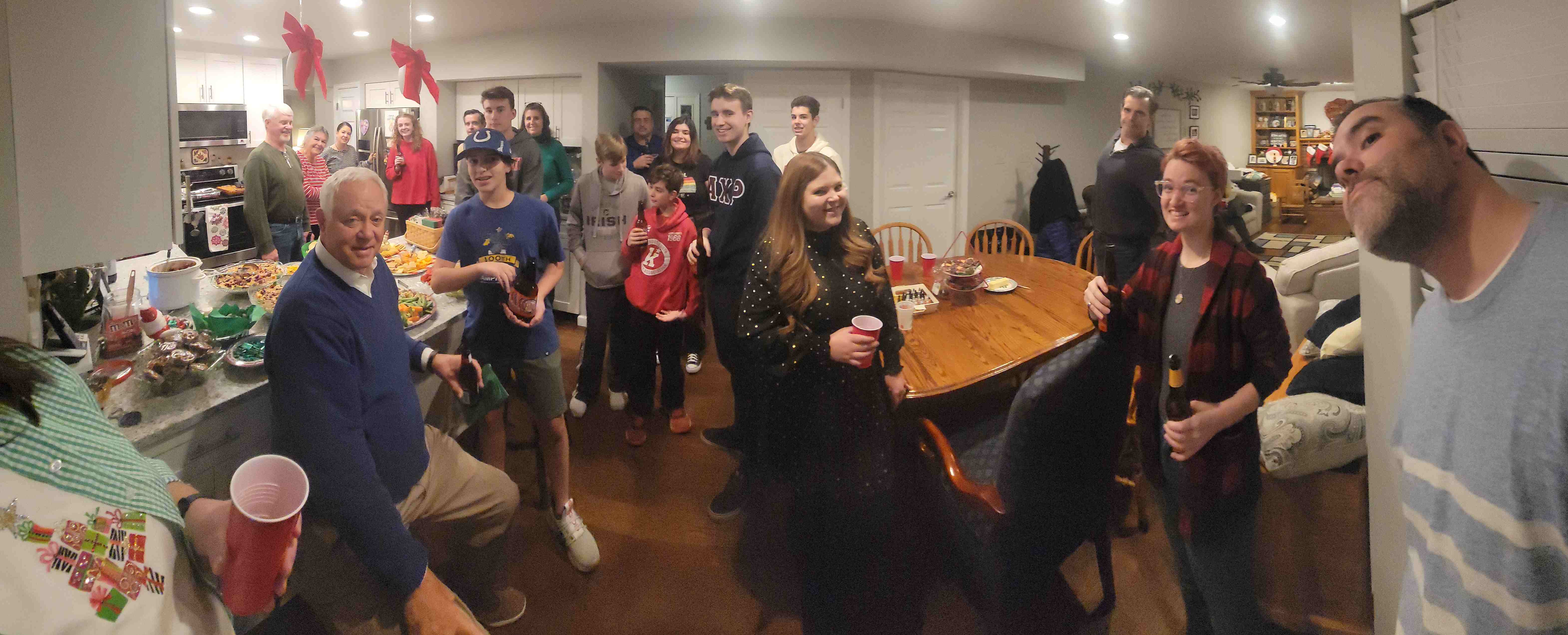 2022-12-28 St Peters Sages group panarma.jpg